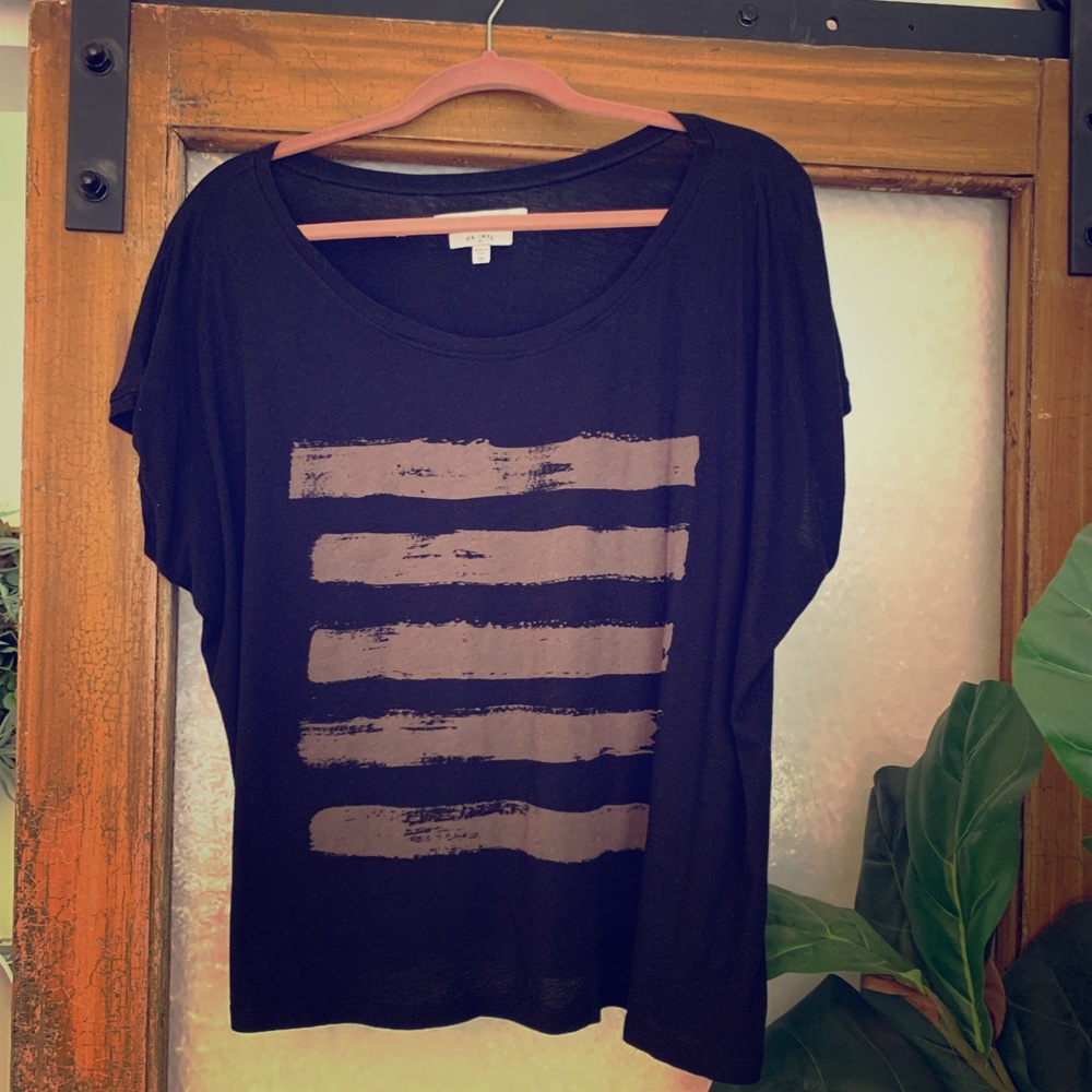 graphic tee